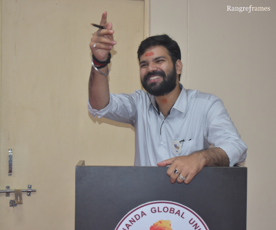 Shreeansh Ayush at Rang Manch event at Rangrej Frames Pvt. Ltd,
